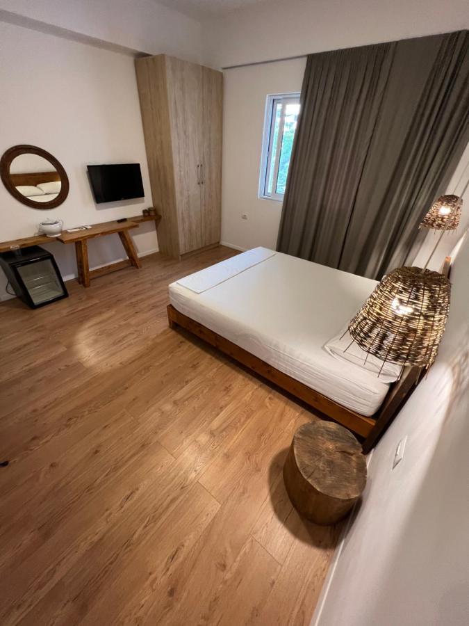 Kanes Bohemian Boutique 3*